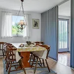펜션 Three-bedroom In