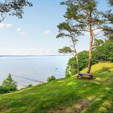 Three-bedroom In Knebel