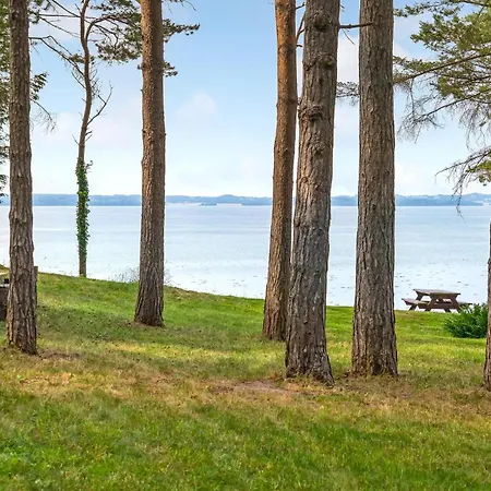 Holiday home Three-bedroom In Knebel