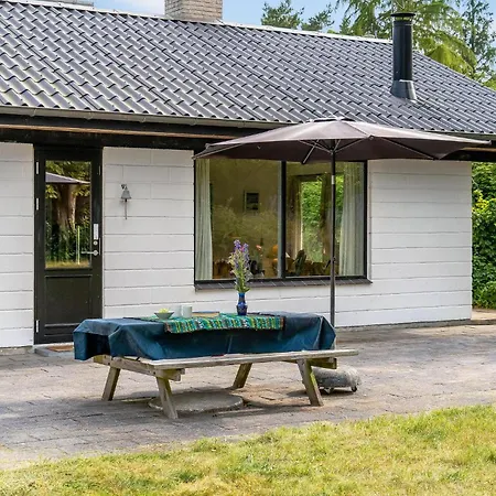 Three-bedroom In Holiday home