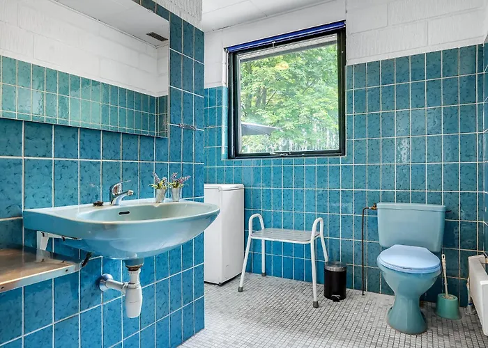 Three-bedroom In Holiday home